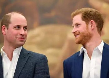 为何英国王子们决定不系领带？